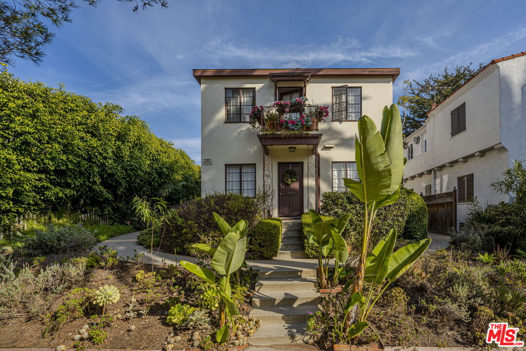 947 17th St Unit: E