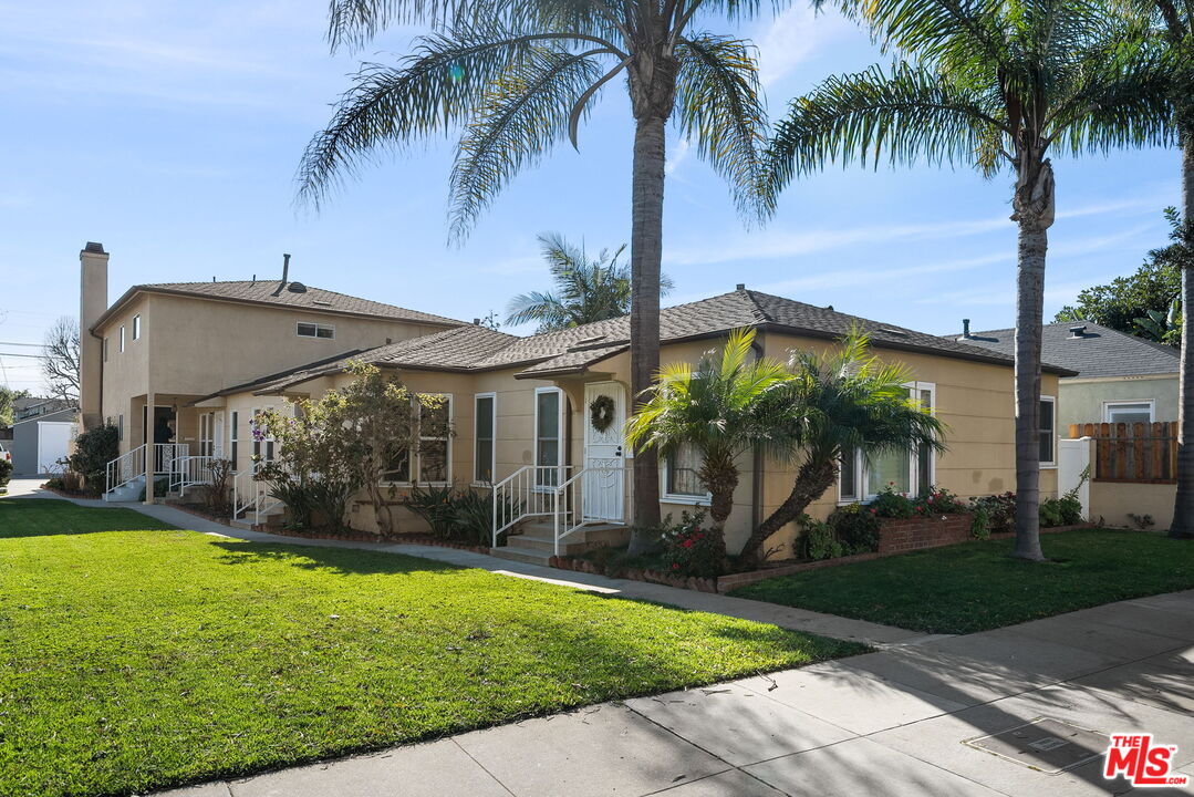 1512 Ocean Park Blvd Unit: 2