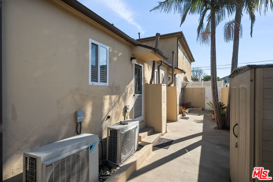 1512 Ocean Park Blvd Unit: 2