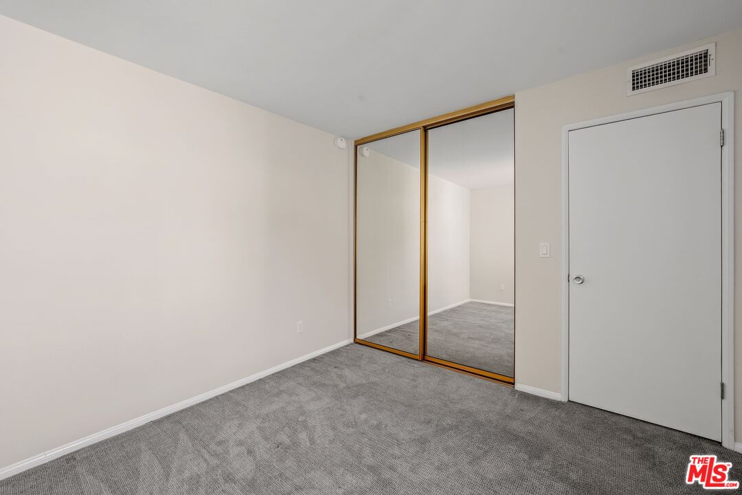 1429 26th St Unit: 14
