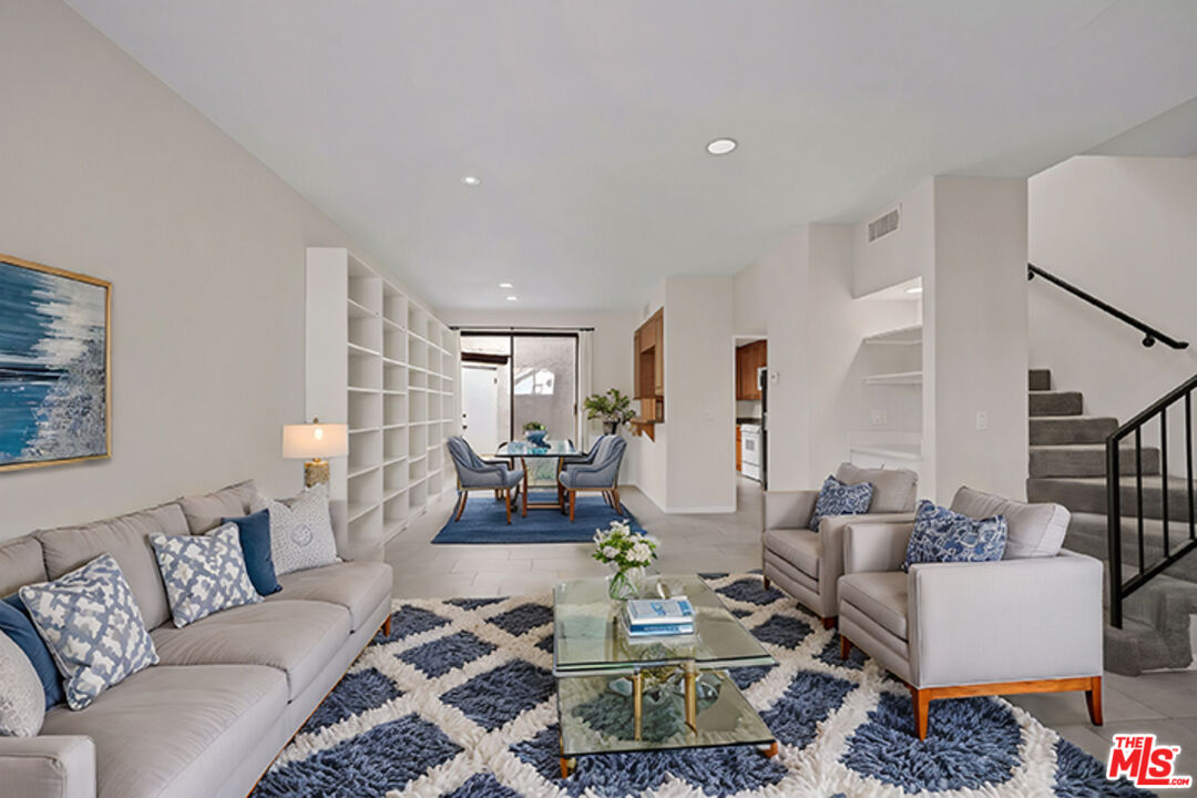 1429 26th St Unit: 14