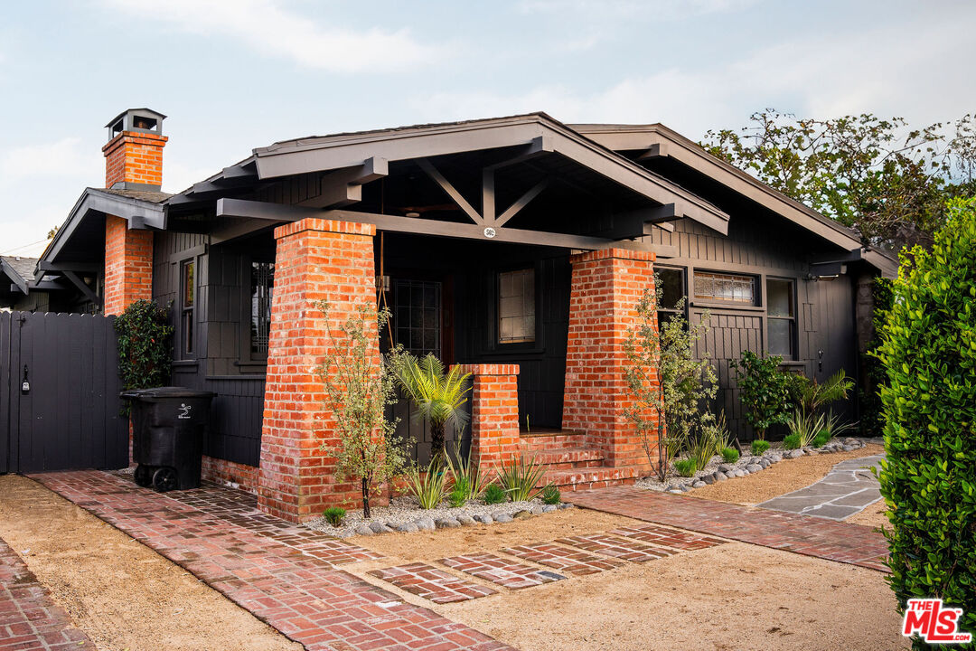 502 Raymond Ave