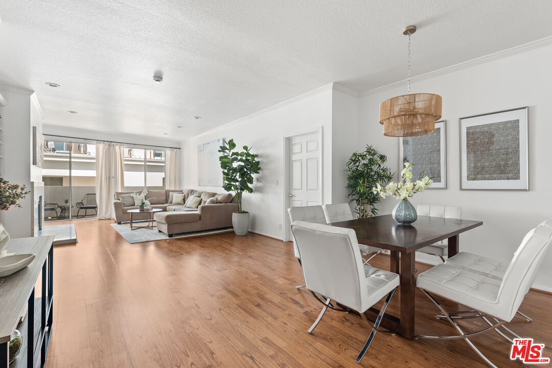 11535 Rochester Ave Unit: 402