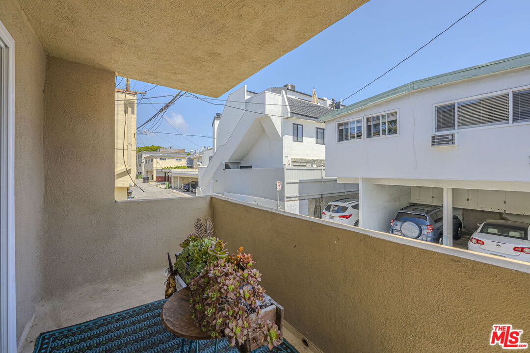 1131 14th St Unit: 4