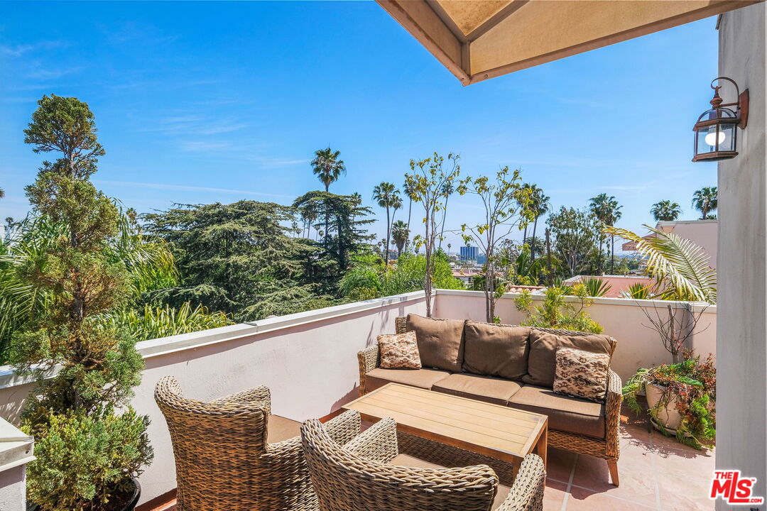 838 17TH ST Unit: 101