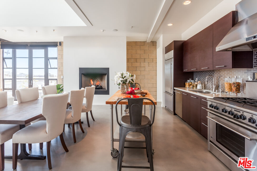 1544 12Th St Unit: 304