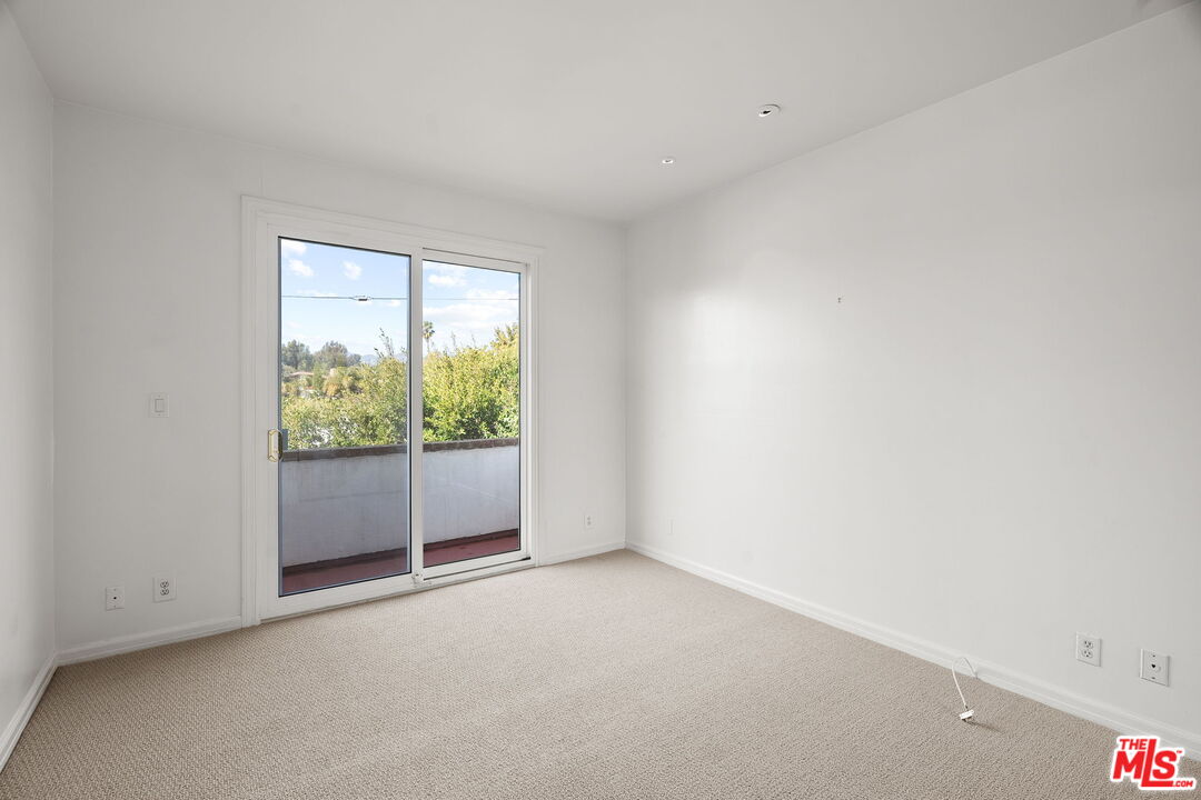 11755 Montana Ave Unit: 308