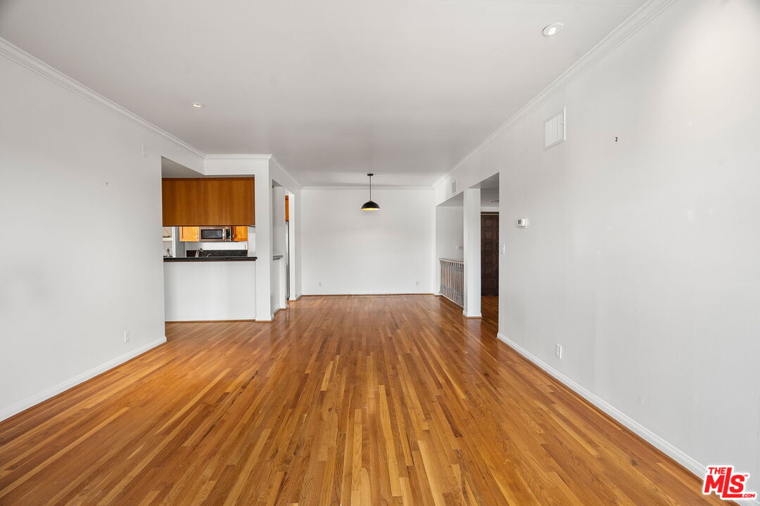 11755 Montana Ave Unit: 308