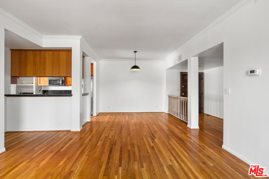 11755 Montana Ave Unit: 308