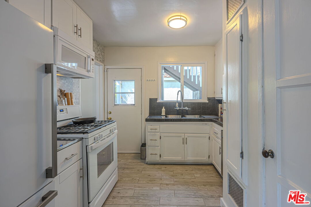 1760 18th St Unit: Apt A