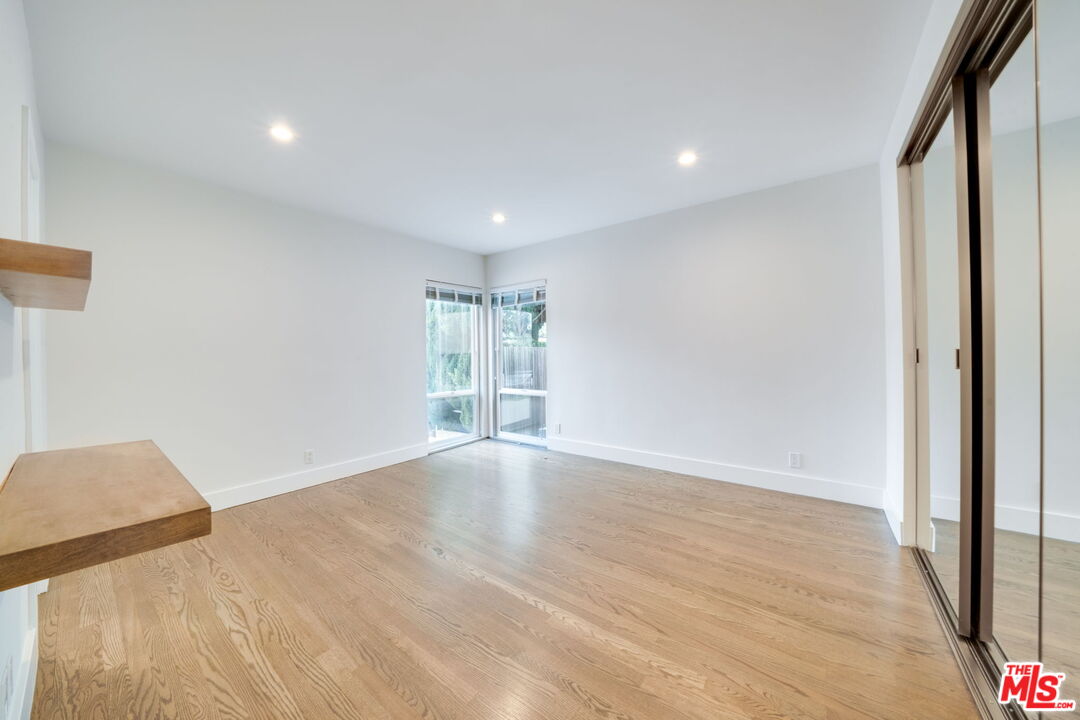 2101 California Ave Unit: 2