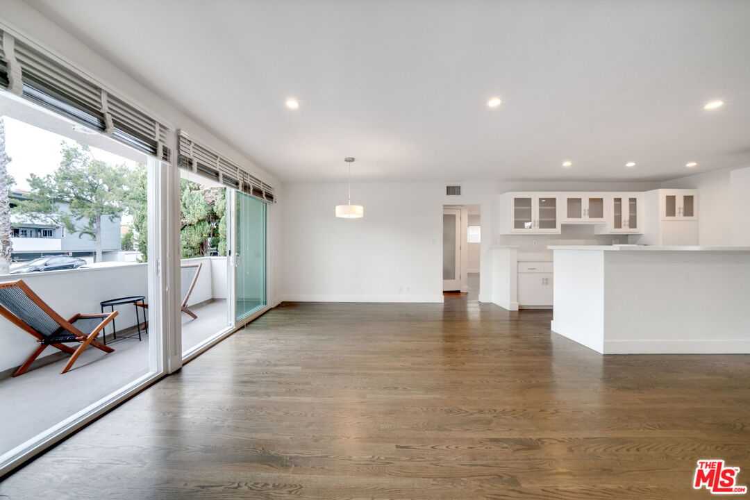 2101 California Ave Unit: 2