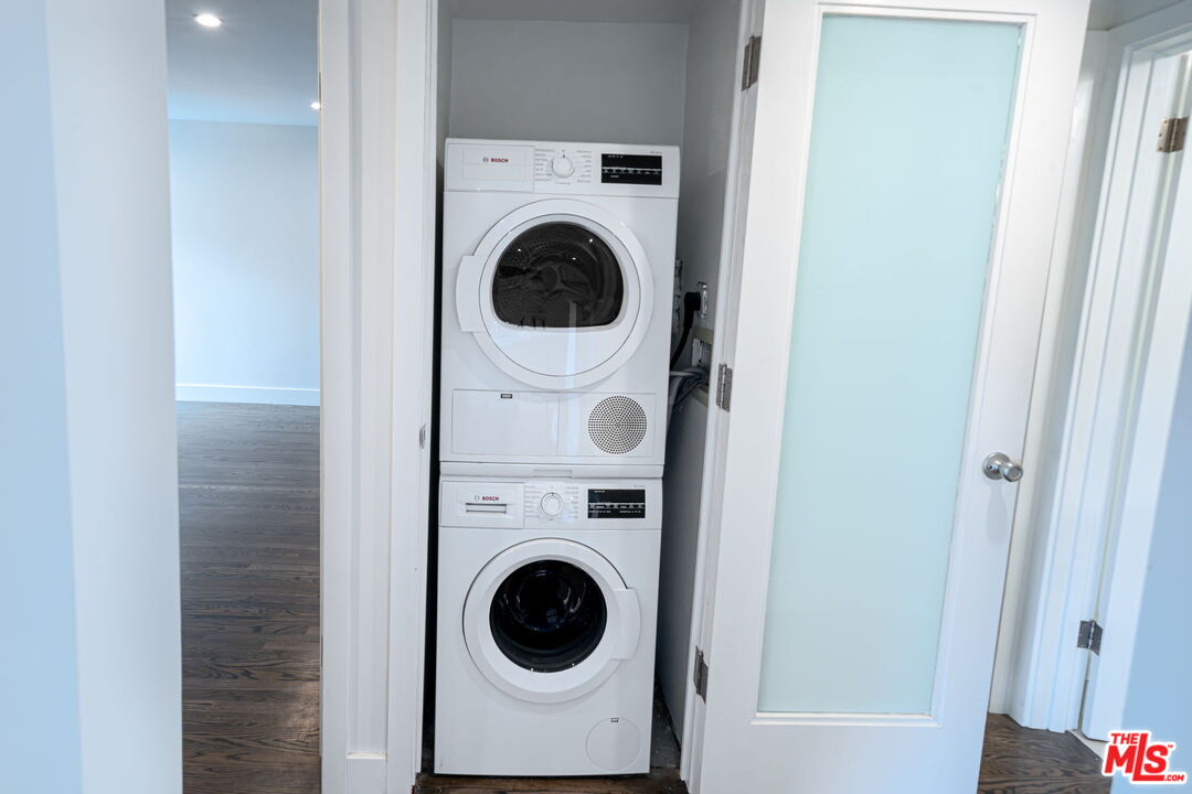 2101 California Ave Unit: 2
