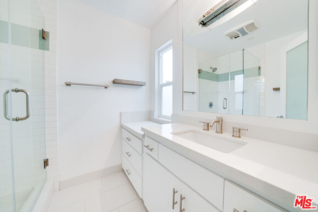 2101 California Ave Unit: 2
