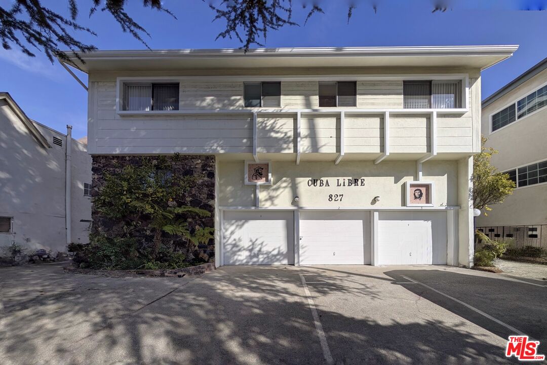 827 Lincoln Blvd Unit: F