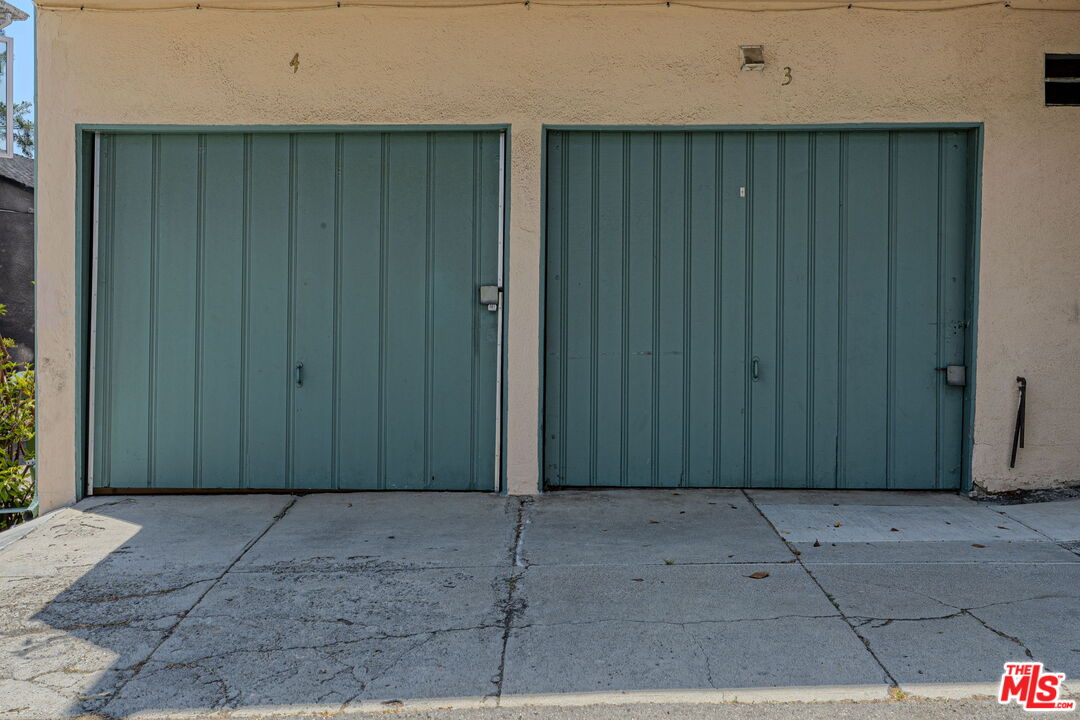 2110 California Ave Unit: B