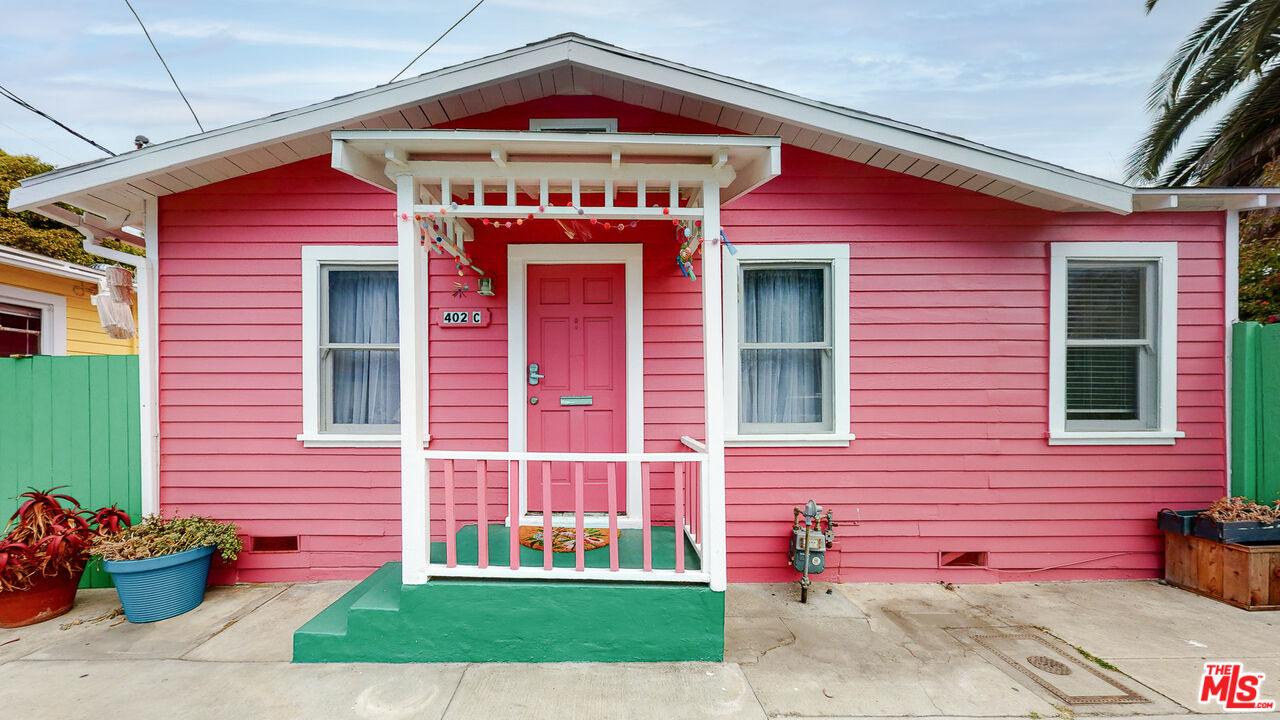 402 N Venice Blvd Unit: C
