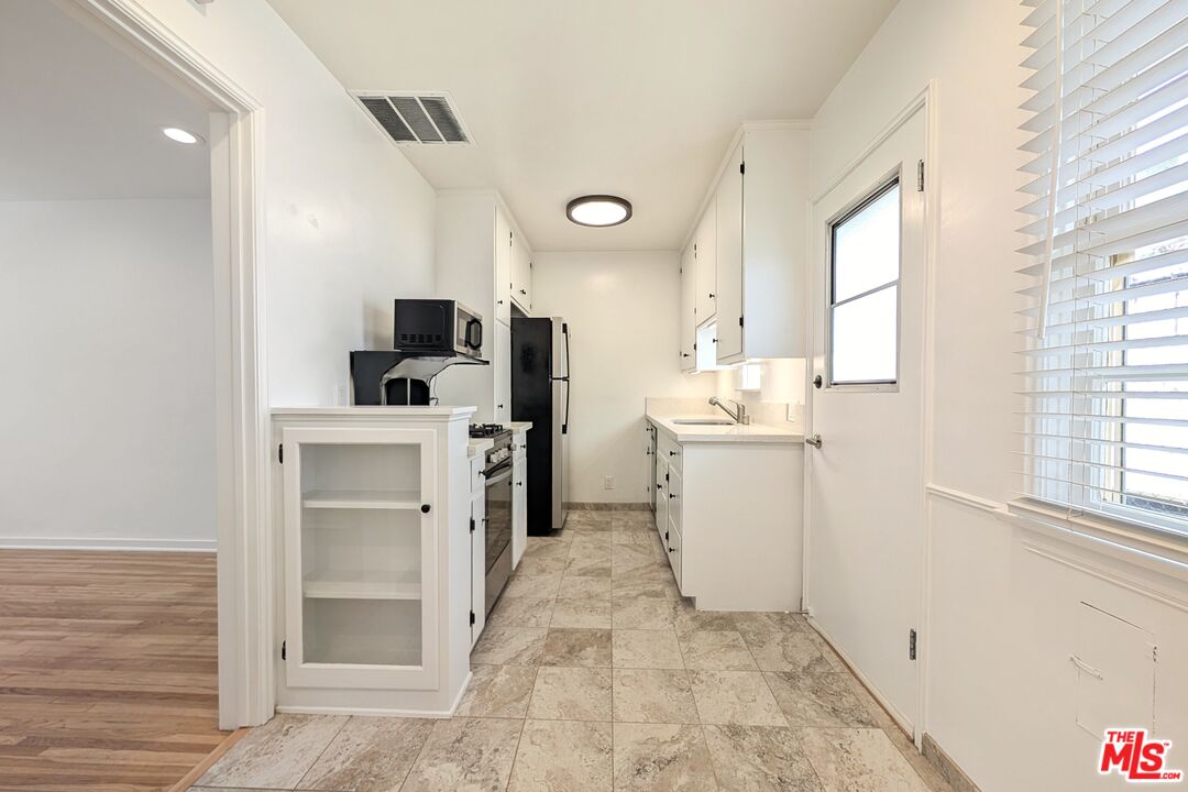 1030 5th St Unit: C