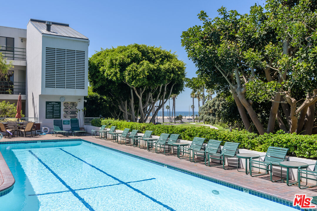 2960 Neilson Way Unit: 404