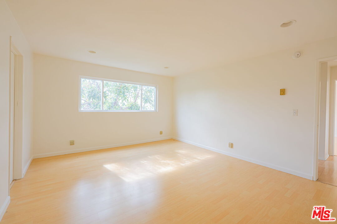 1544 Stanford St Unit: 5