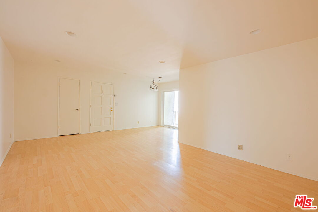 1544 Stanford St Unit: 5
