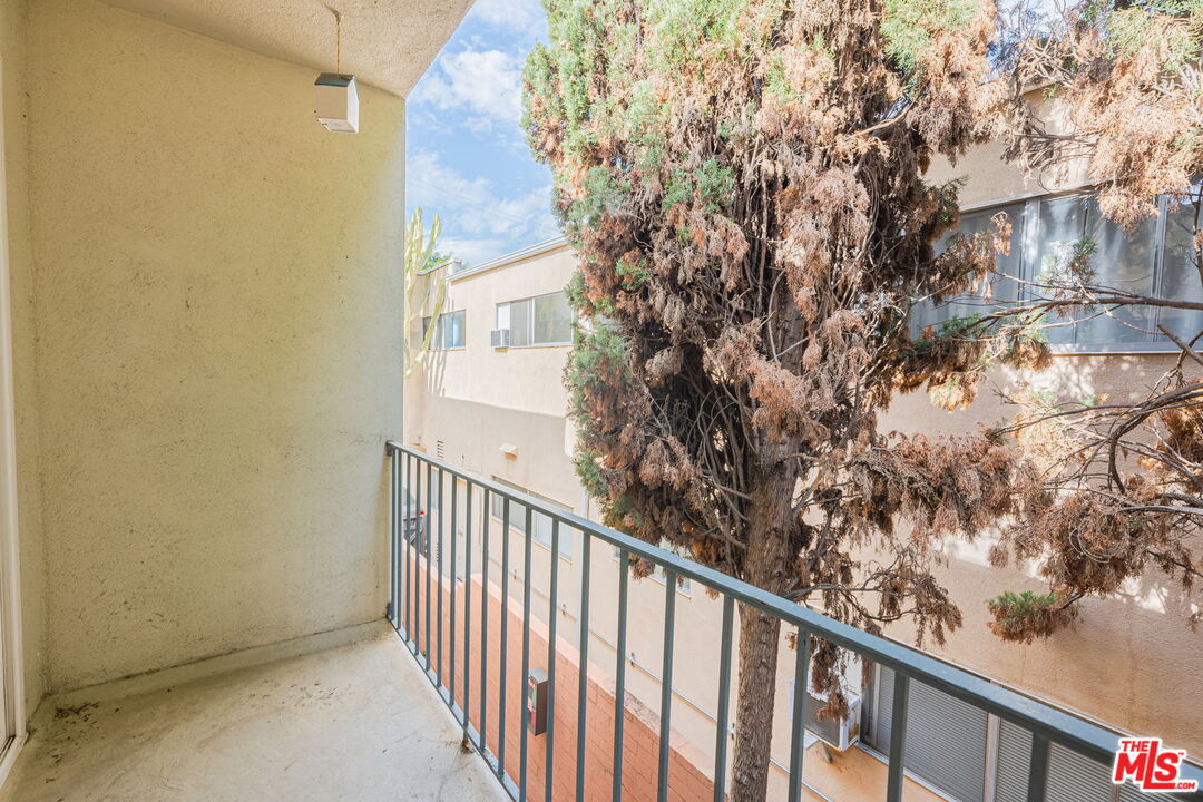 1544 Stanford St Unit: 5