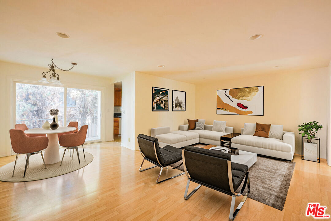 1544 Stanford St Unit: 5