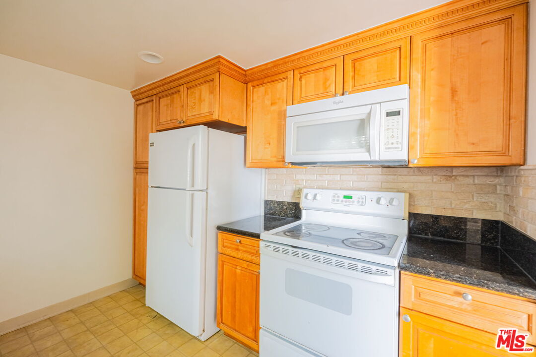 1544 Stanford St Unit: 5