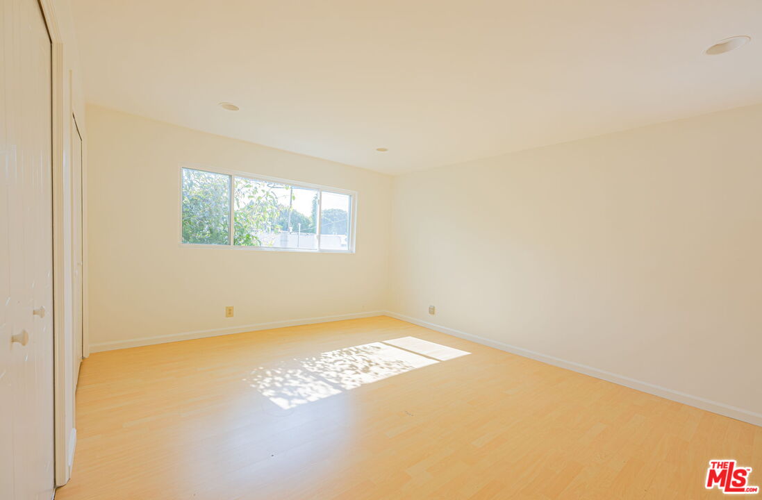 1544 Stanford St Unit: 5