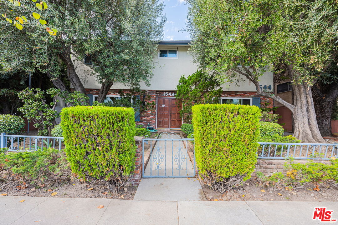 1544 Stanford St Unit: 5