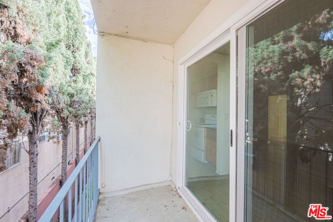 1544 Stanford St Unit: 5