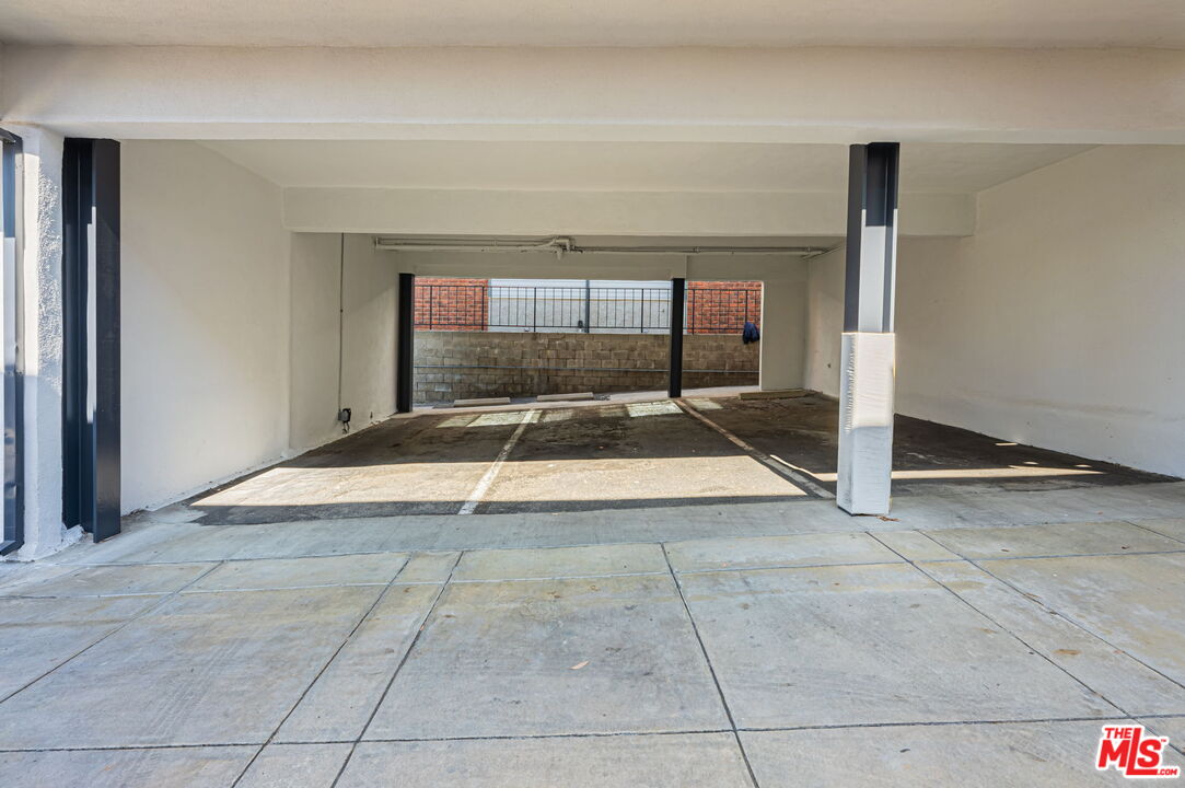 2625 6th St Unit: 1