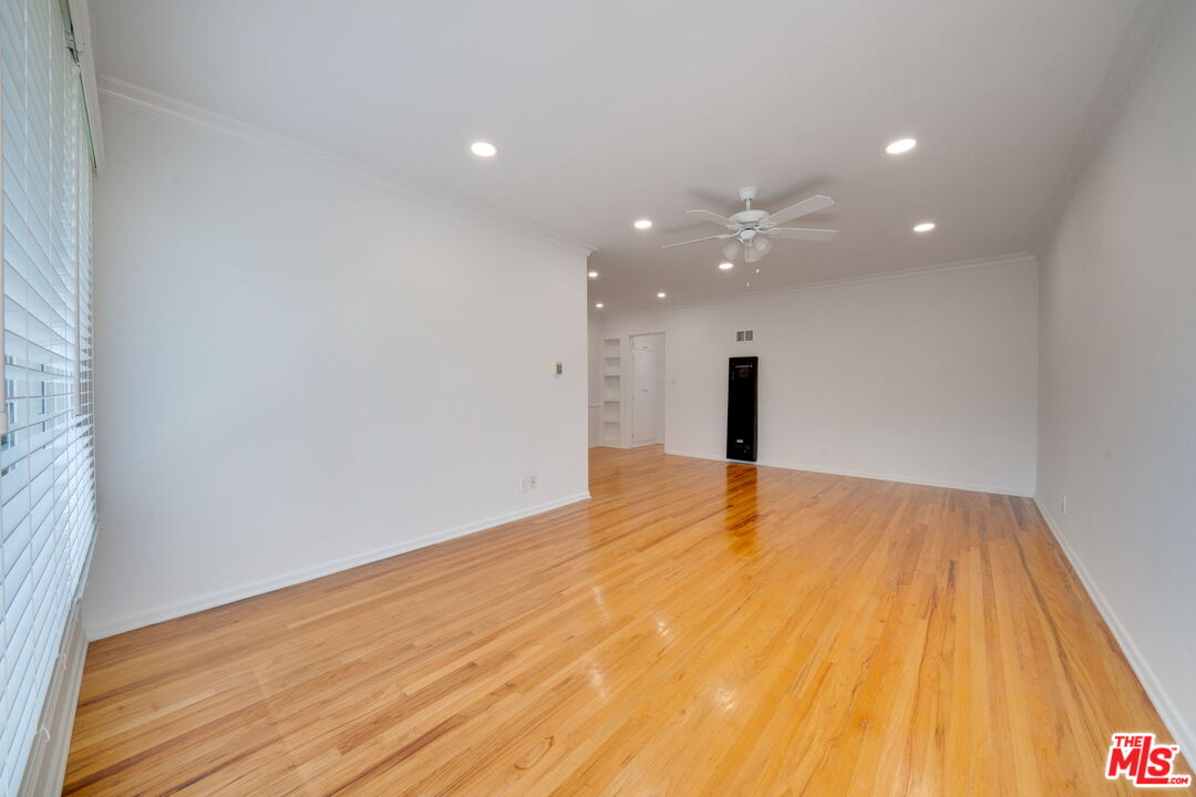 827 Lincoln Blvd Unit: H