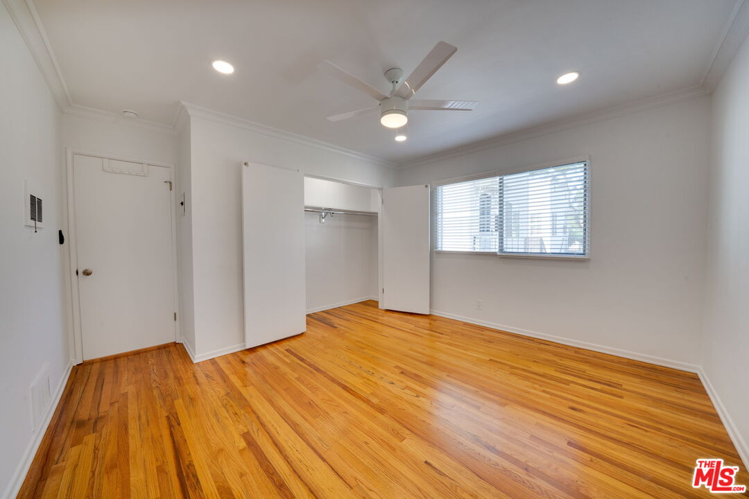 827 Lincoln Blvd Unit: H