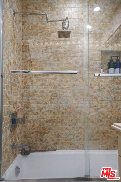 1017 2nd St Unit: 301
