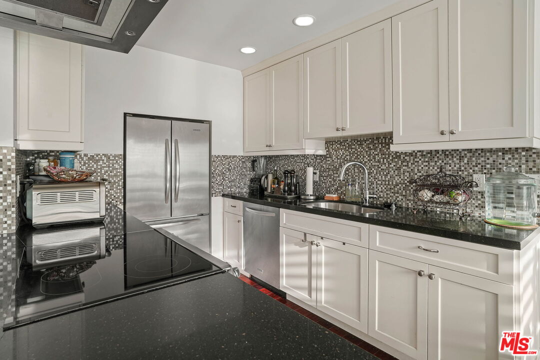 1017 2nd St Unit: 301