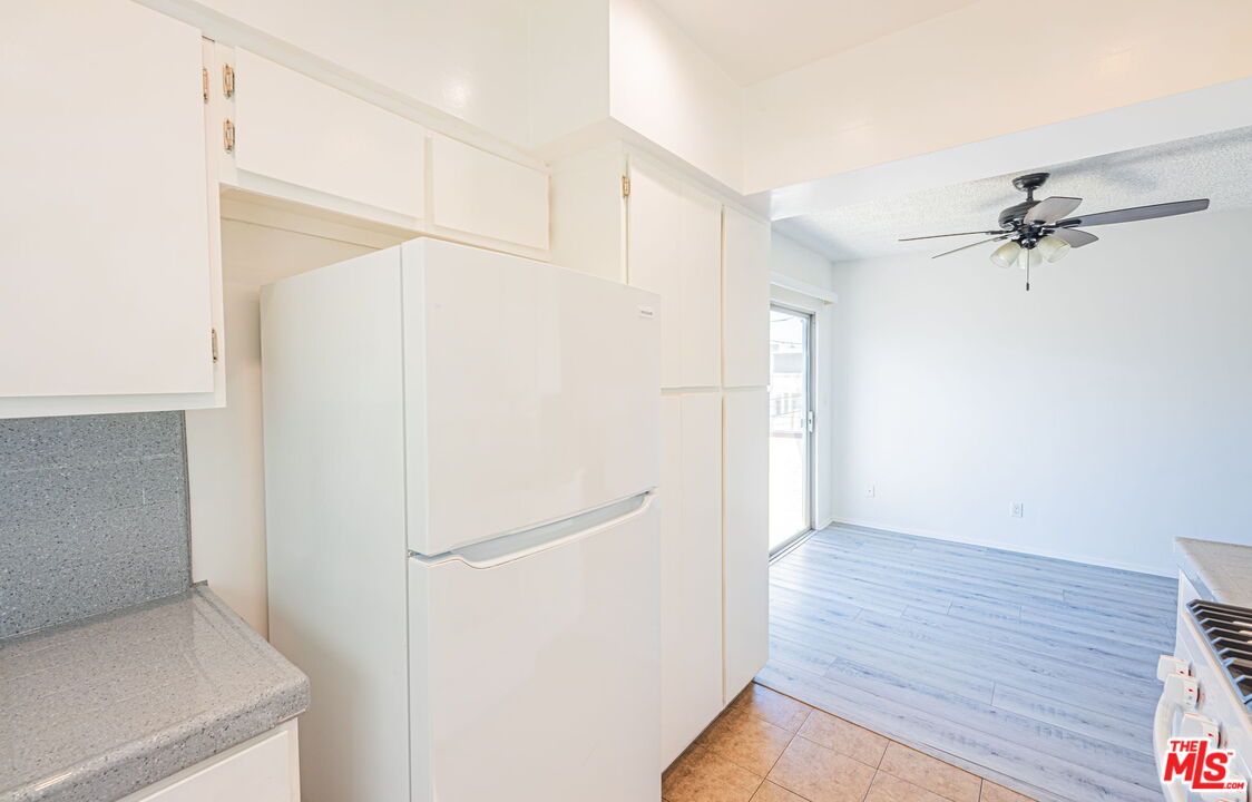 1246 Euclid St Unit: 10