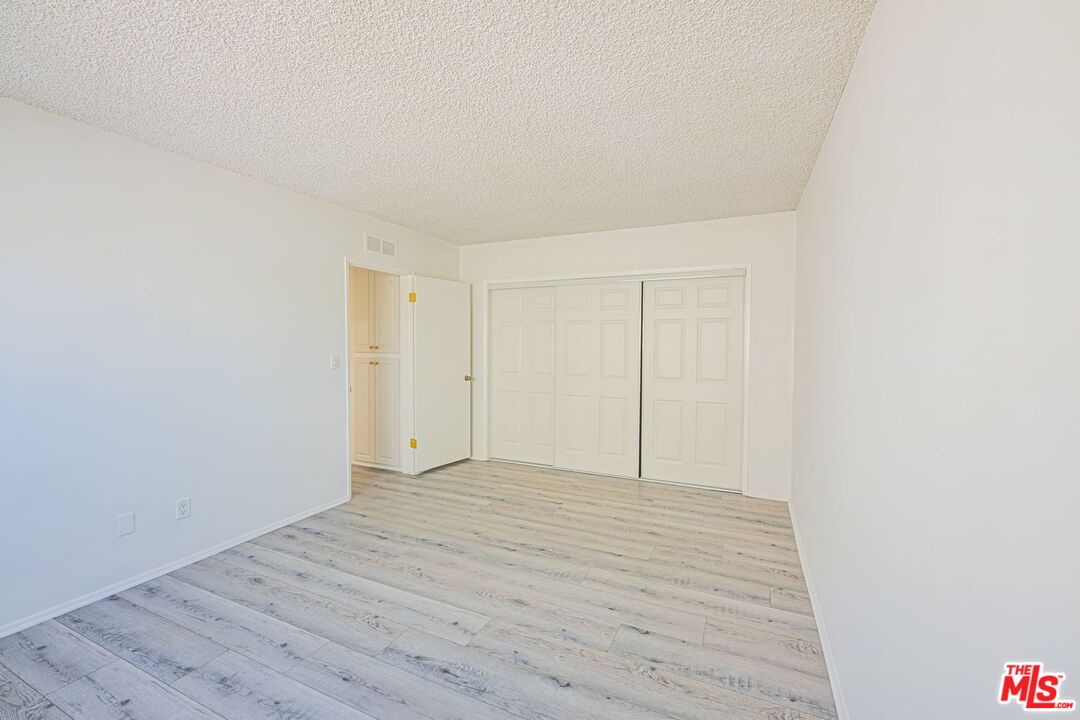 1246 Euclid St Unit: 10