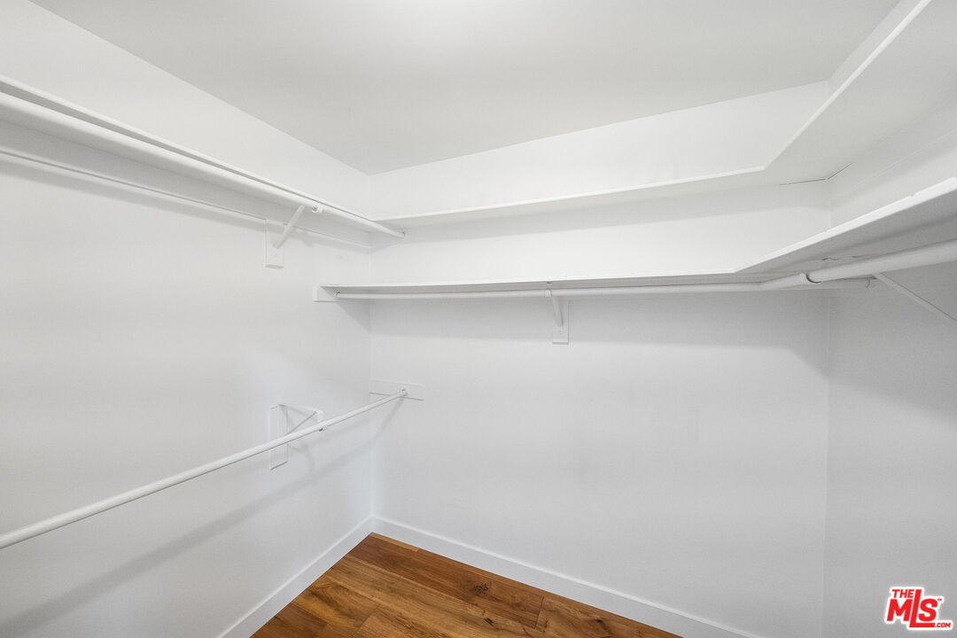 1007 Euclid St Unit: 1