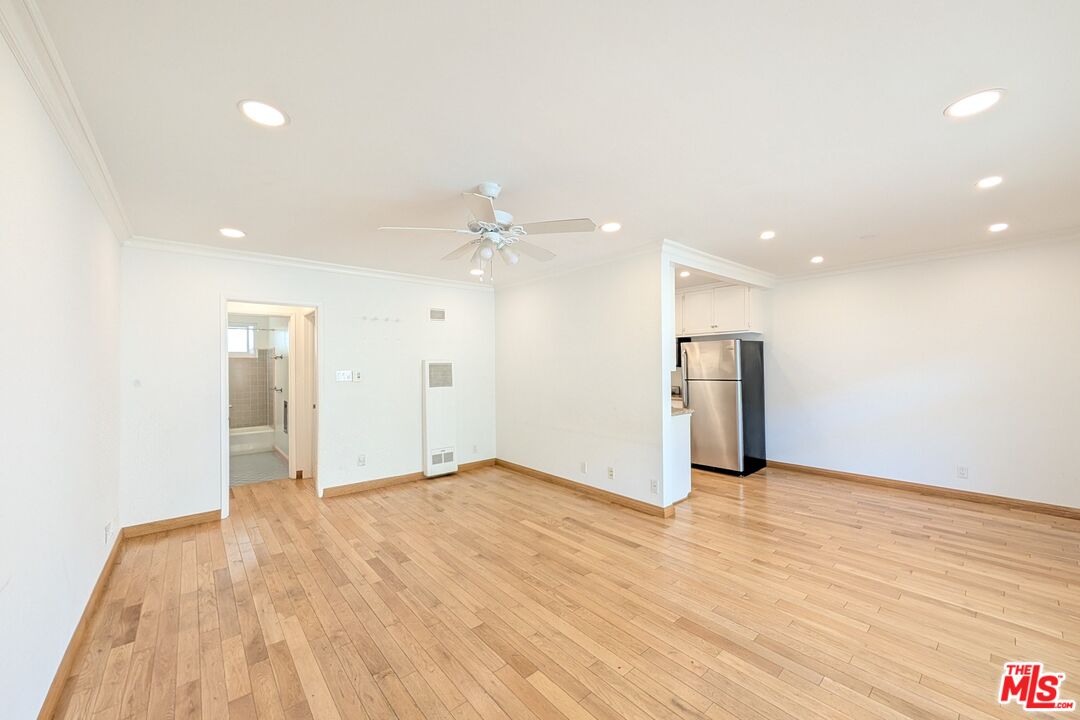1037 Euclid St Unit: D