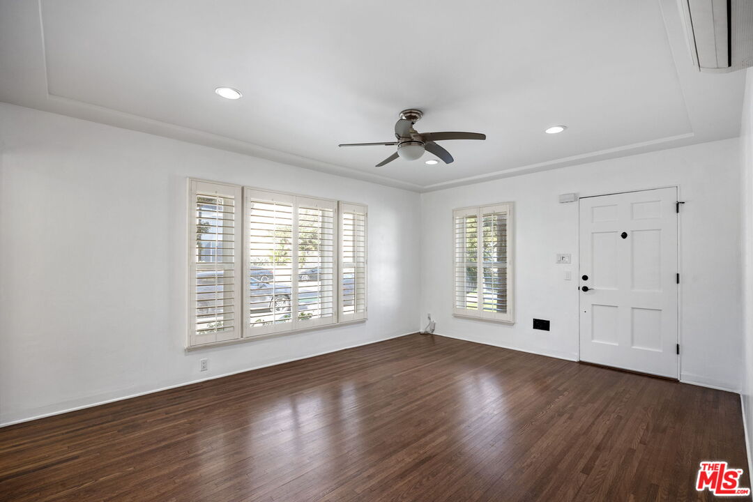 1512 Ocean Park Blvd Unit: 1