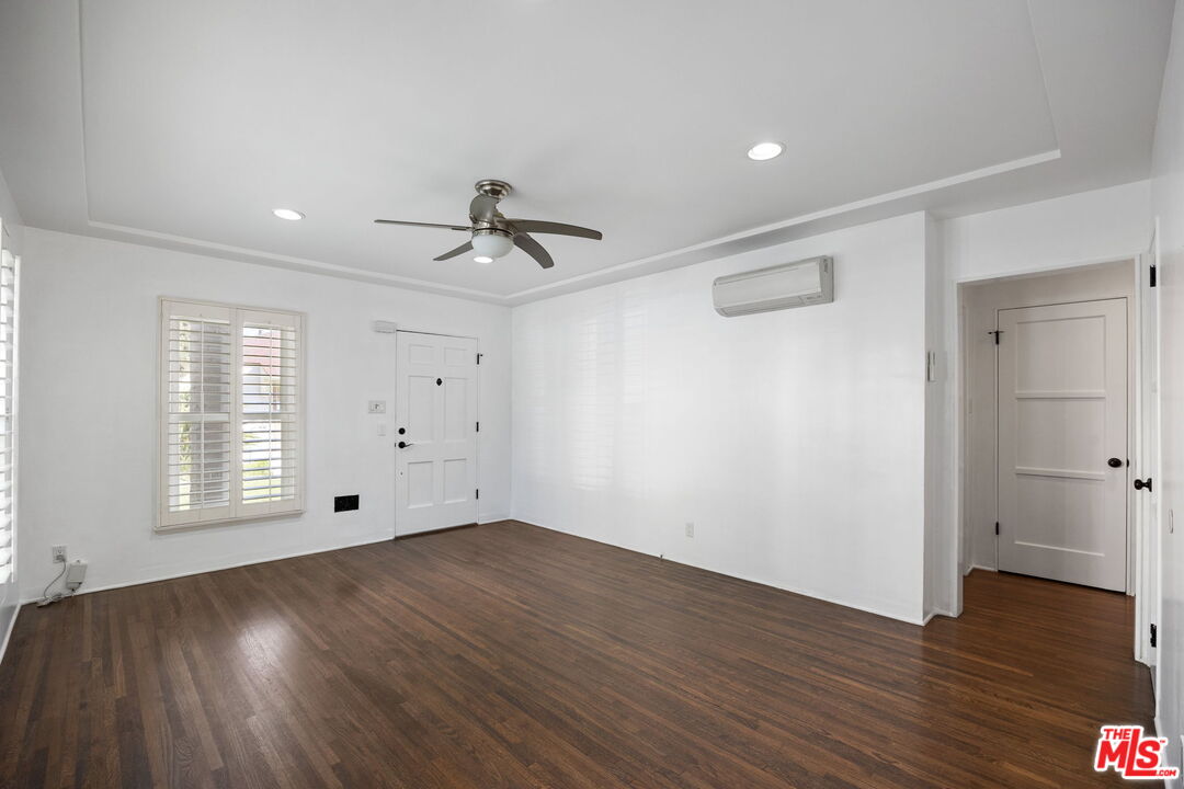 1512 Ocean Park Blvd Unit: 1