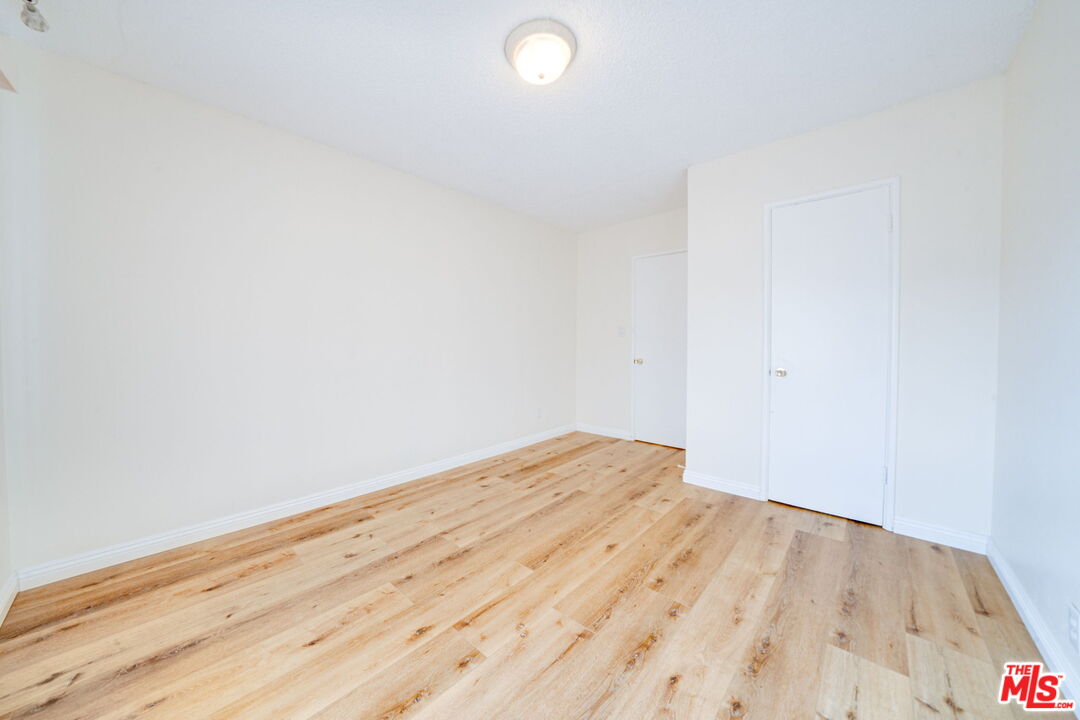 1247 22nd St Unit: 5