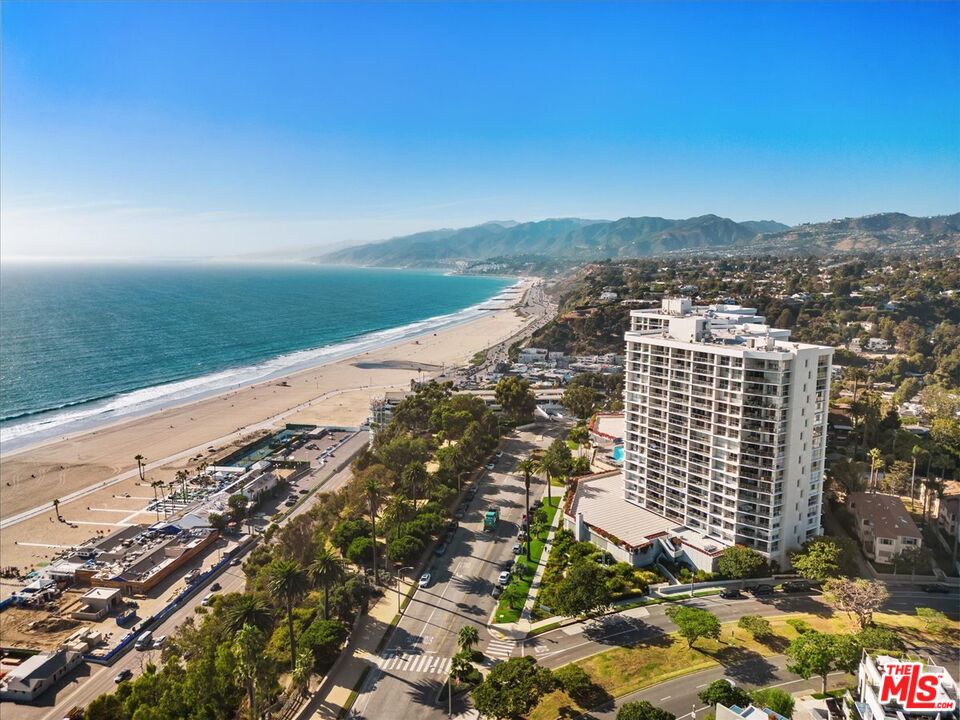201 Ocean Ave Unit: 1702P