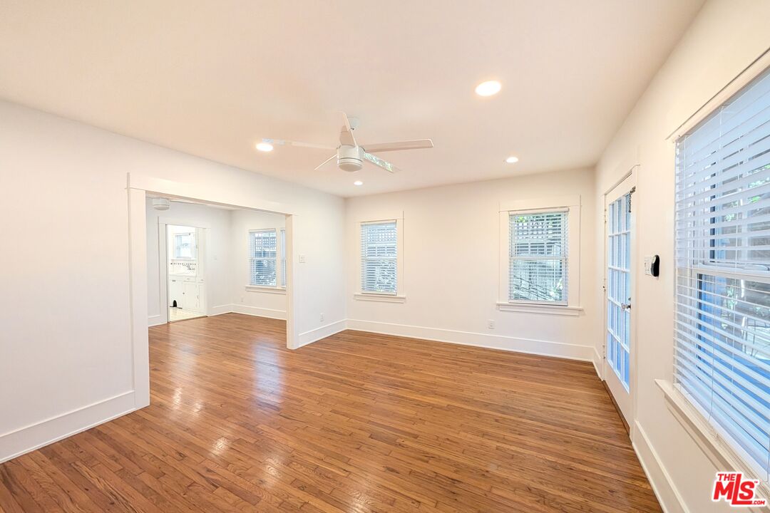 942 Lincoln Blvd Unit: A