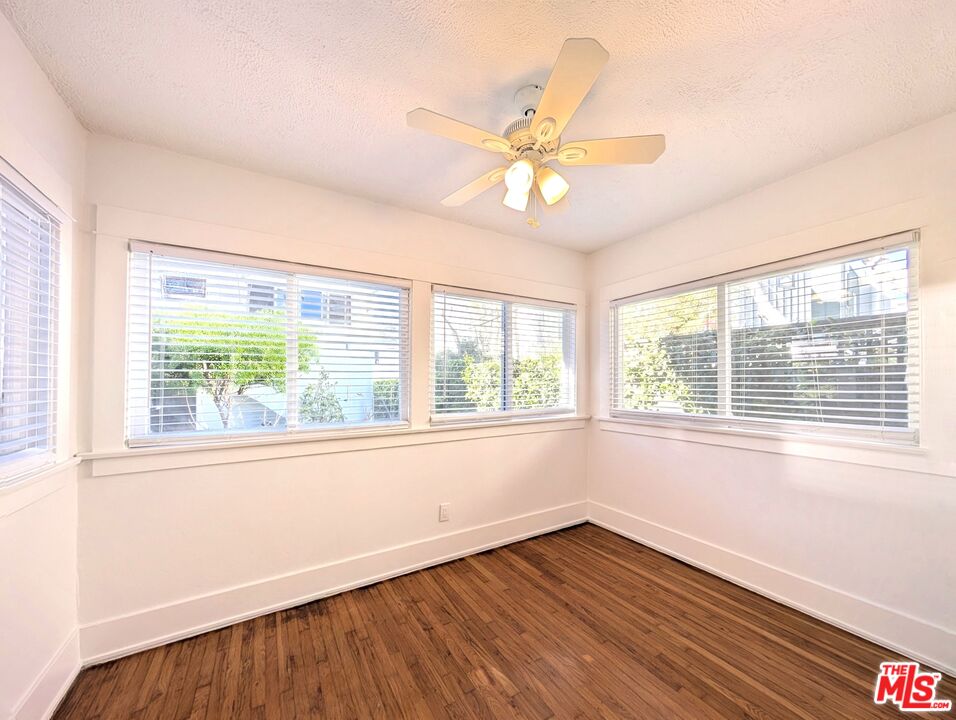 942 Lincoln Blvd Unit: A