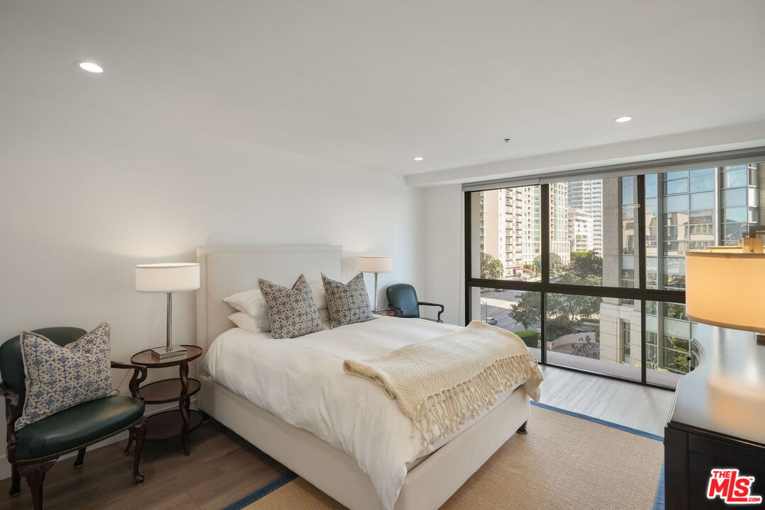 10790 Wilshire Blvd Unit: 503