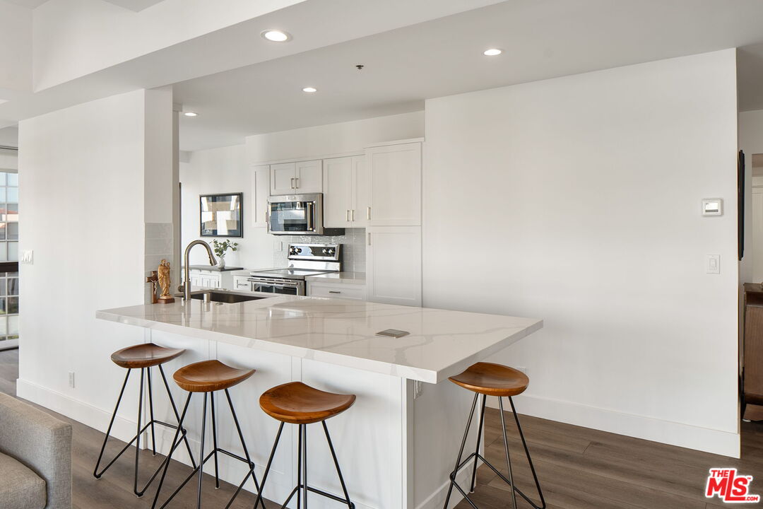 10790 Wilshire Blvd Unit: 503