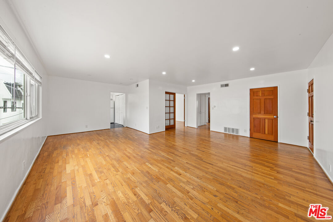 1131 14th St Unit: 8