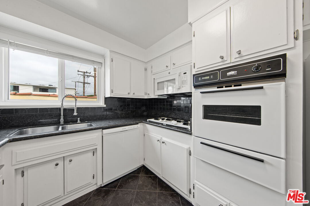 1131 14th St Unit: 8